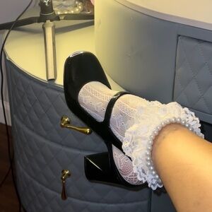 Karl lagerfield Black Patent Heels